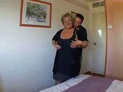 Husband sitting behind the wheel of her husband gets sucked from lustful mature wife